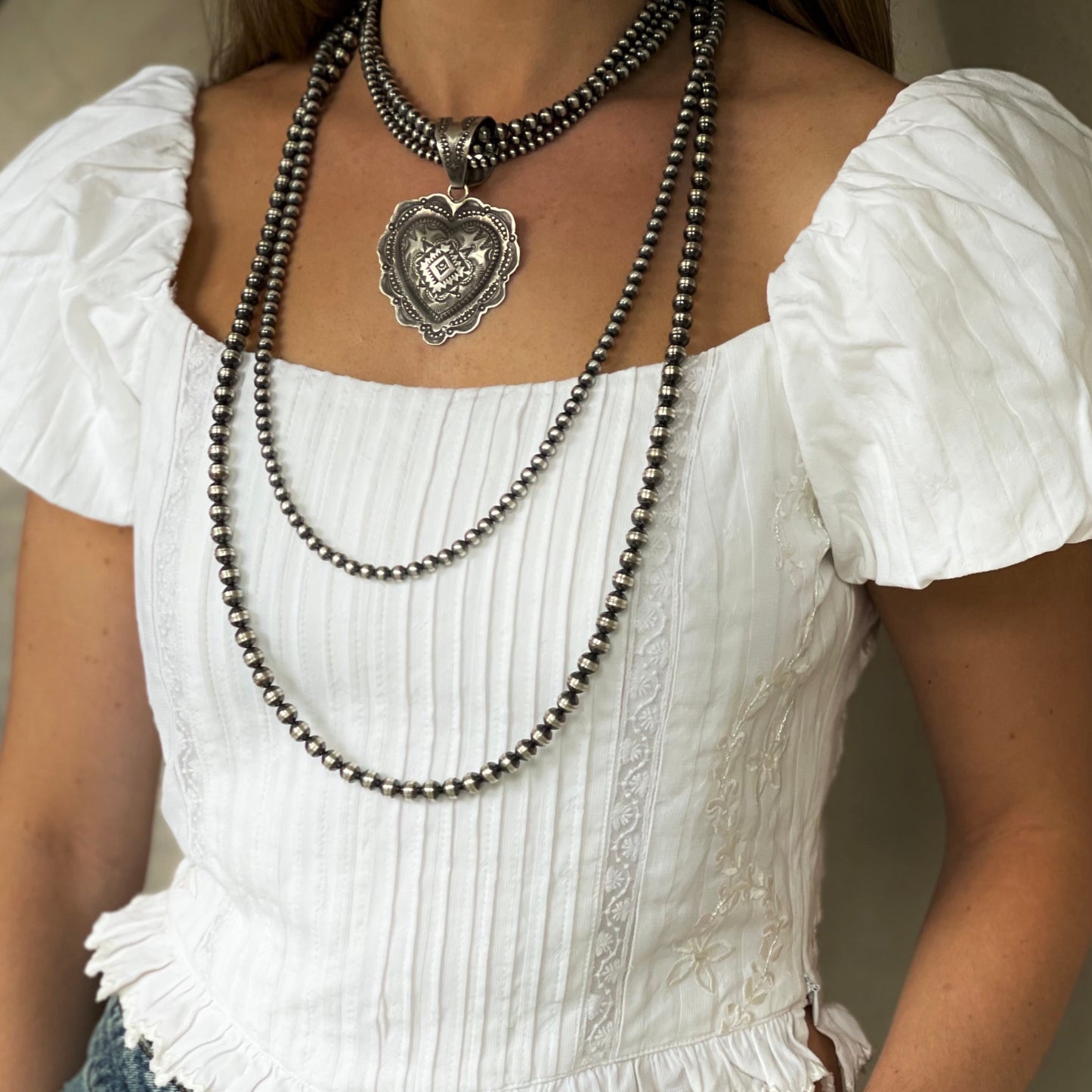 Navajo Pearl 30” Necklace